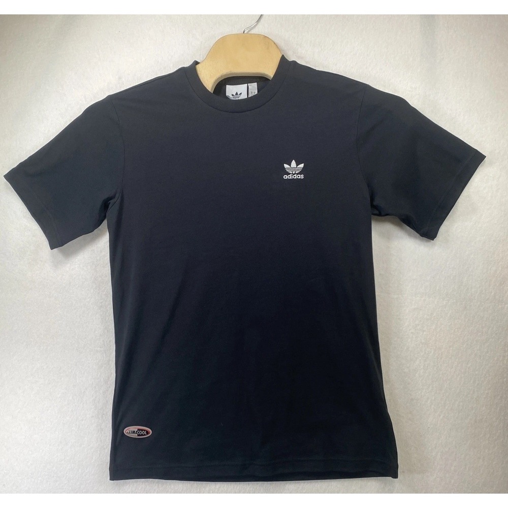 New With Tags Black Adidas Originals Mens t-shirt Size Medium C123